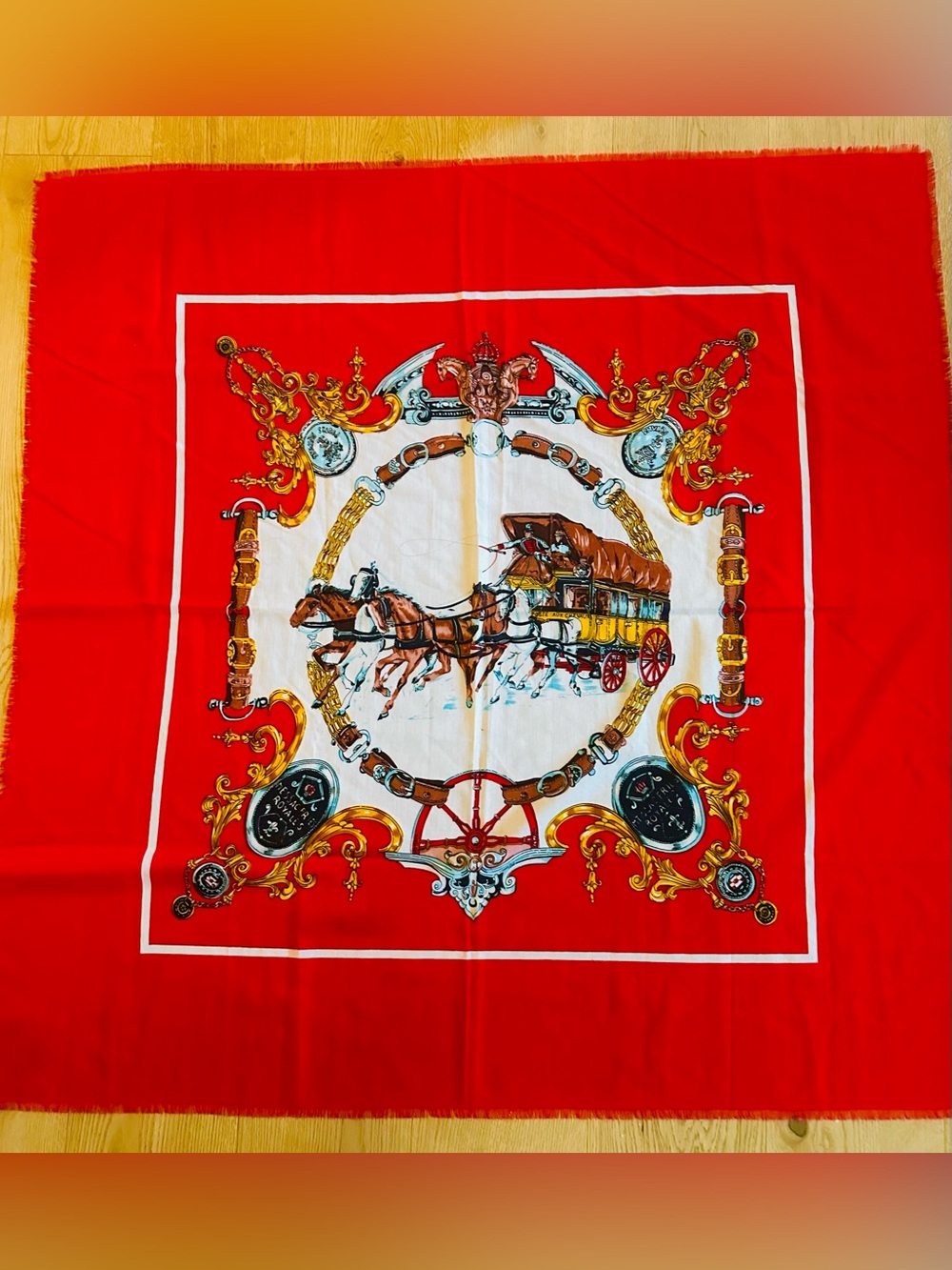 OVERSIZED VINTAGE INSPIRED RED SCARF HORSE & CARRIAGE "Postes Royales" motifs.